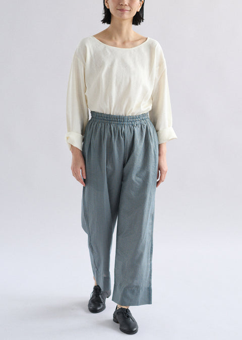 モデル身長159cm Mサイズ着用