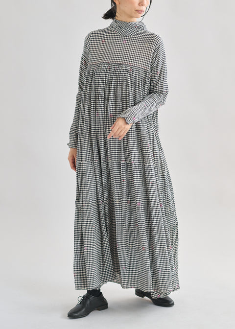 モデル身長159cm Mサイズ着用