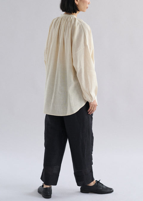 モデル身長159cm Mサイズ着用