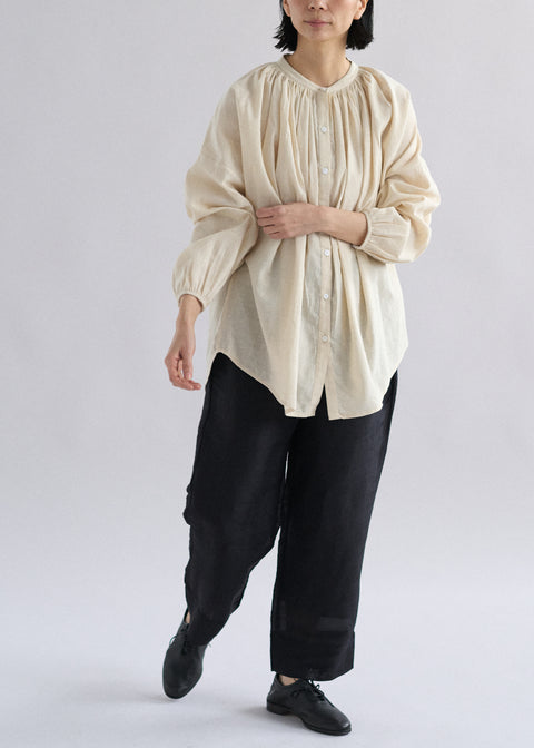 モデル身長159cm Mサイズ着用