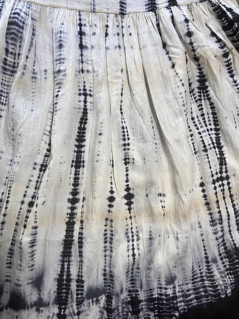 後身頃スカート部分